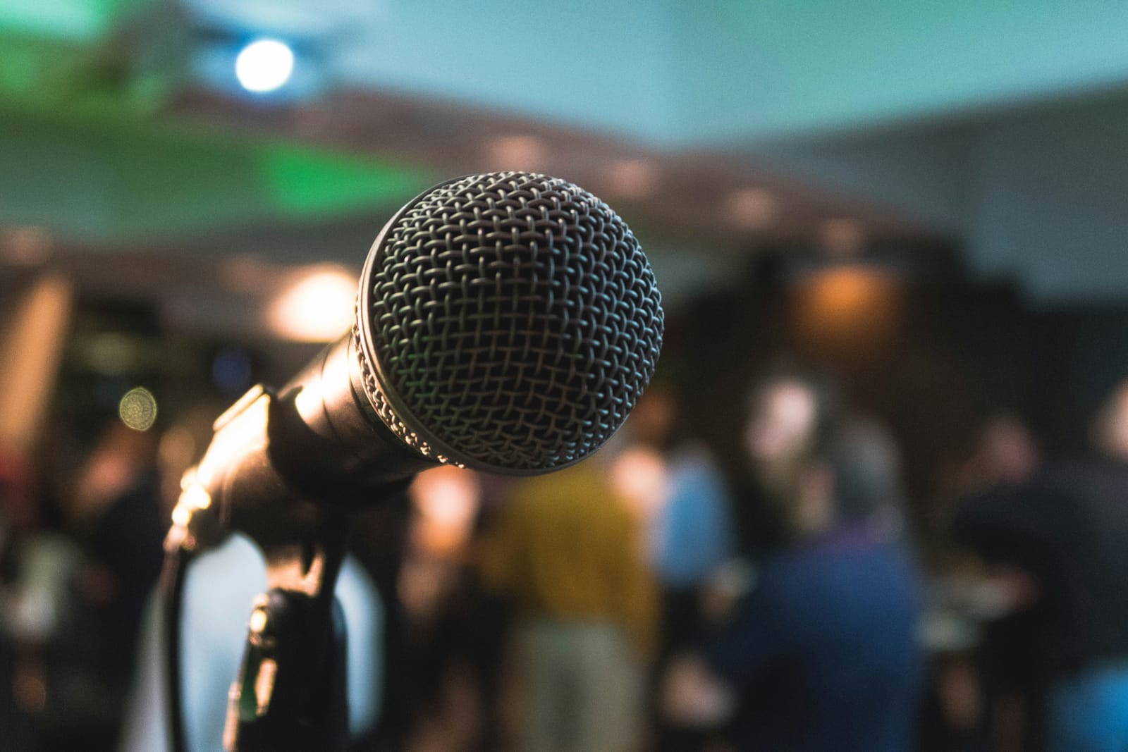 Maximizing ROI from Speaking Engagements: A Comprehensive Guide